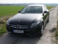 Gebraucht Mercedes C220 170 PS (125 kW) 2016 Schwarz Limousine