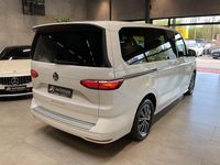 Second-hand VW Multivan Style 320 CP (235 kW) 2023 Alb Monovolum