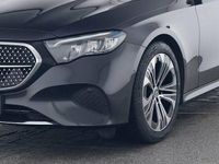 Gebraucht Mercedes E200 204 PS (150 kW) 2024 Grau Limousine