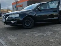 Gebraucht VW Passat 122 PS (89 kW) 2009 Schwarz Limousine