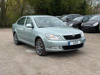 Usado Skoda Octavia 102 HP (75 kW) 2009 Andere farben Sedan