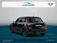 Gebraucht Mini Cooper Classic 136 PS (100 kW) 2023 Mini yours enigmatic black Kleinwagen
