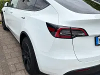 Usata Tesla Model Y Standard Range 188 kW (256 CV) 2023 Bianco SUV