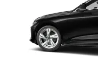 Gebraucht Audi A5 Sport 204 PS (150 kW) 2025 Mythosschwarz metallic Limousine