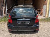 Gebraucht Mercedes A160 95 PS (69 kW) 2012 Schwarz Limousine