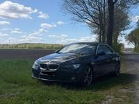 Gebraucht BMW 320 Cabriolet 170 PS (125 kW) 2007 Schwarz Cabrio