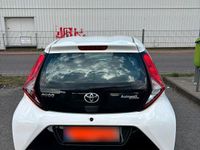 Gebraucht Toyota Aygo 72 PS (52 kW) 2019 Weiß Kleinwagen