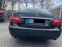 Gebraucht Mercedes E350 Avantgarde 231 PS (169 kW) 2010 Schwarz Limousine