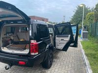 Second-hand Jeep Commander 218 CP (160 kW) 2007 Negru SUV