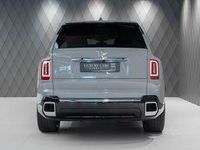 Neu Rolls Royce Cullinan 571 PS (419 kW) 2026 Grau SUV