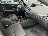 Gebraucht Renault Mégane III Expression 106 PS (77 kW) 2012 Grau Limousine