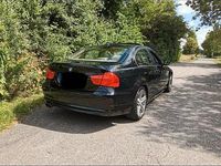 Gebraucht BMW 325 218 PS (160 kW) 2008 Schwarz Limousine