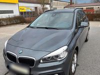 Gebraucht BMW 218 Advantage 136 PS (100 kW) 2018 Grau Kombi