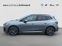 Gebraucht BMW 220 Active Tourer M Sport 156 PS (114 kW) 2026 Grau Van / Kleinbus