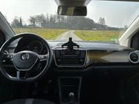 Gebraucht VW up! high up! 75 PS (55 kW) 2017 Gelb Kleinwagen