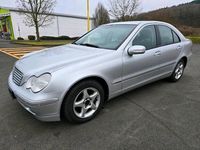 Gebraucht Mercedes C220 143 PS (105 kW) 2004 Silber Limousine