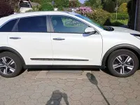 Gebraucht Kia Niro Plus 141 PS (103 kW) 2021 Weiß SUV
