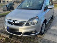Gebraucht Opel Zafira 150 PS (110 kW) 2006 Silber Van / Kleinbus