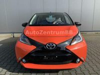 Gebraucht Toyota Aygo X-cite 69 PS (50 kW) 2014 Orange metallic Kleinwagen