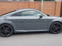Gebraucht Audi TT Comfort 184 PS (135 kW) 2017 Grau Coupé
