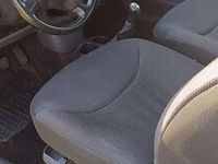 Gebraucht Toyota Yaris 65 PS (47 kW) 2003 Silber Limousine