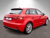 Gebraucht Audi A3 Sport 150 PS (110 kW) 2019 Tangorot metallic Limousine
