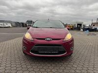 Gebraucht Ford Fiesta Titanium 95 PS (69 kW) 2010 Hot magenta Kleinwagen