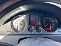 Gebraucht VW Passat 105 PS (77 kW) 2007 Schwarz Kombi