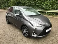 Gebraucht Toyota Yaris Comfort 112 PS (82 kW) 2019 Grey metallic Kleinwagen