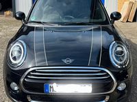 Second-hand Mini Cooper 136 CP (100 kW) 2018 Negru Hatchback