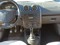 Używany Ford Fiesta 60 KM (44 kW) 2002 Czarny Hatchback
