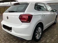 Gebraucht VW Polo Highline 95 PS (69 kW) 2018 Weiß Kleinwagen