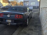 Gebraucht Ford Mustang Premium 309 PS (227 kW) 2012 Schwarz Cabrio