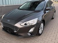 Gebraucht Ford Focus 125 PS (91 kW) 2019 Grau Kombi