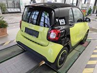 Gebraucht Smart ForTwo Coupé 60 kW (82 PS) 2022 Schwarz Coupé