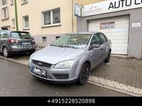 Gebraucht Ford Focus Trend 80 PS (58 kW) 2005 Machine silver Limousine