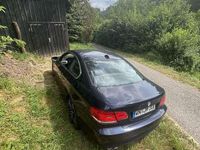 Gebraucht BMW 325 Sport Line 218 PS (160 kW) 2009 Blau Coupé