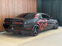 Second-hand Dodge Challenger 717 CP (527 kW) 2018 Negru Coupe