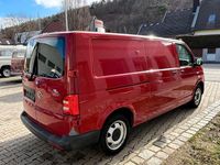 Gebraucht VW T6 150 PS (110 kW) 2018 Rot Van
