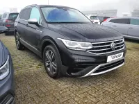 Gebraucht VW Tiguan Allspace Elegance 190 PS (139 kW) 2023 Deep black perleffekt SUV