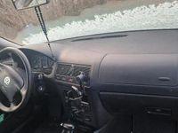 Gebraucht VW Golf IV 102 PS (75 kW) 2003 Rot Kleinwagen