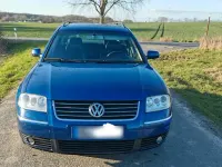Używany VW Passat Highline 131 KM (96 kW) 2002 Niebieski Kombi