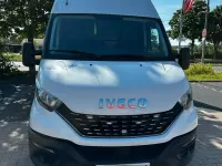 Gebraucht Iveco Daily 136 PS (100 kW) 2021 Weiß Limousine