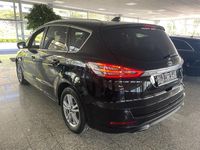 Gebraucht Ford S-MAX Titanium 190 PS (139 kW) 2022 Schwarz Van / Kleinbus