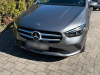 Gebraucht Mercedes B220 190 PS (139 kW) 2019 Grau Van / Kleinbus