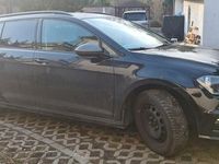 Gebraucht VW Golf VII Highline 125 PS (91 kW) 2015 Schwarz Kombi