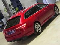 Gebraucht Skoda Superb Style 218 PS (160 kW) 2021 Velvet red Kombi