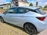Gebraucht Opel Astra 105 PS (77 kW) 2019 Andere farben Limousine