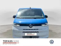 Gebraucht VW Multivan Basis 136 PS (100 kW) 2023 Blau Van / Kleinbus