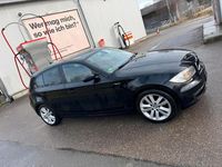 Gebraucht BMW 118 143 PS (105 kW) 2009 Schwarz Kleinwagen